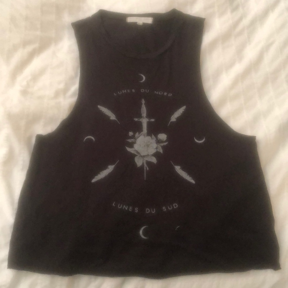 Black muscle tank